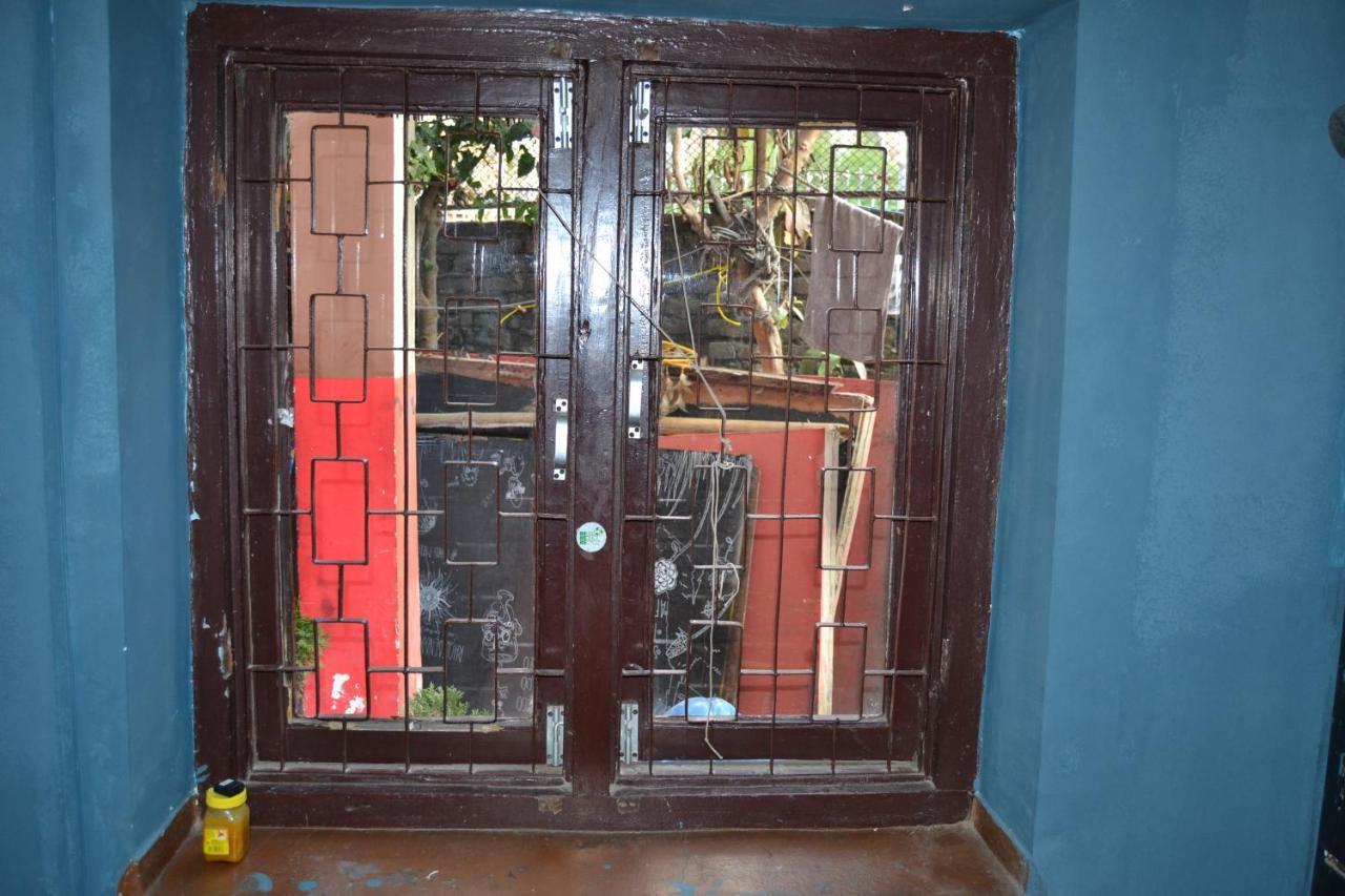 Fireflies Hostel Kathmandu Luaran gambar